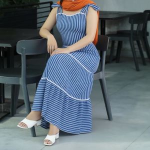 پیراهن ساحلی راه راه