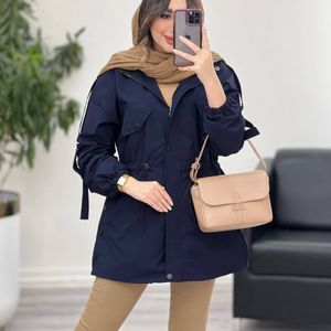 مانتو. بارونی هلیا