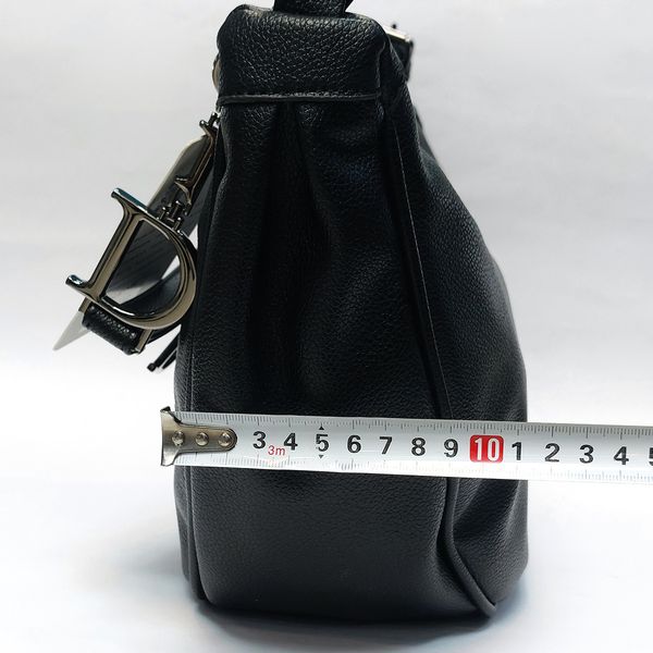 کیف چرمی دوشی زنانه وارداتی خارجی مدل هلال (Hobo) - برند Onyx Bag