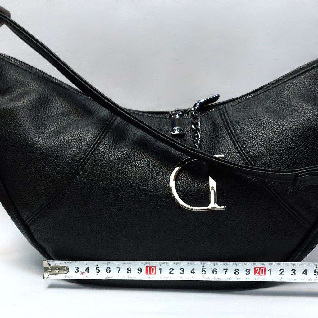 قیمت ارزان کیف چرمی دوشی زنانه وارداتی خارجی مدل هلال (Hobo) - برند Onyx Bag