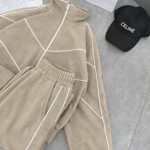 خرید اینترنتی ست بامبر و شلوار بگ اسپورت زنانه