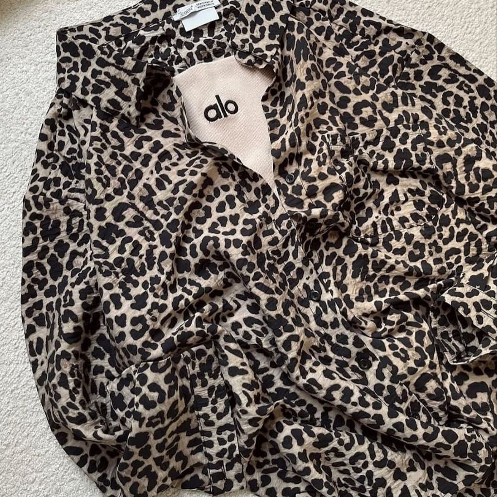 خرید انلاین شومیز زنانه پلنگی