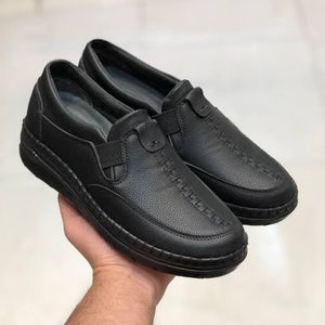 کفش چرم طبی زنانه مدل ساناز رنگ مشکی