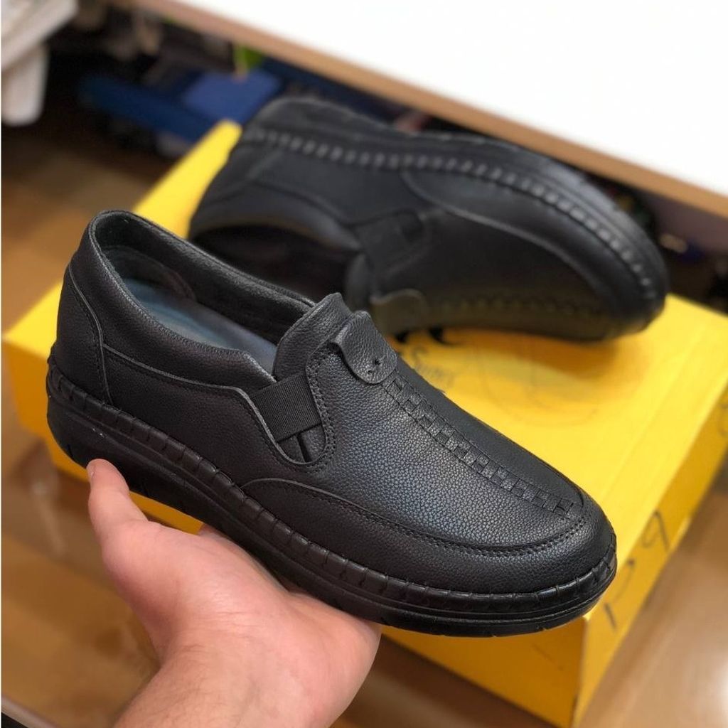 فروش اینترنتی کفش چرم طبی زنانه مدل ساناز رنگ مشکی