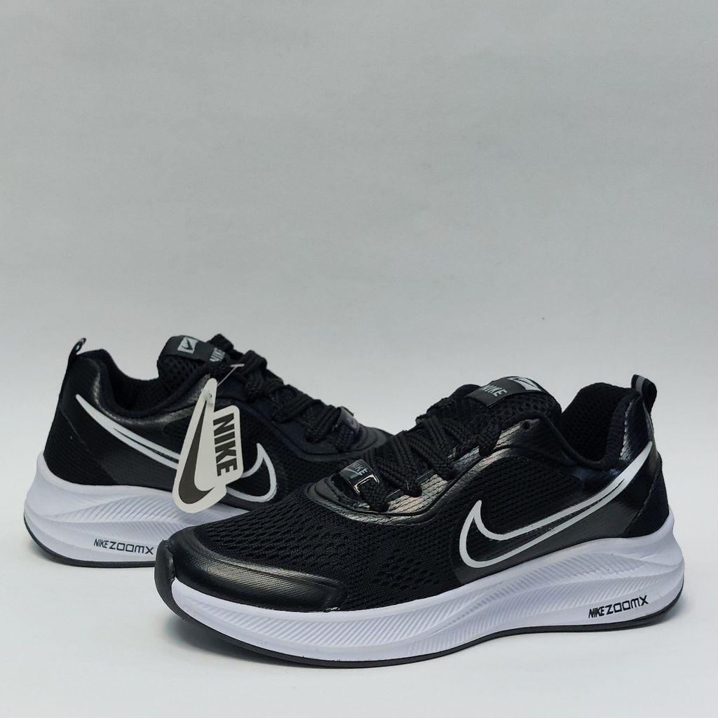 خرید اینترنتی کتانی نایک زوم بسیار سبک و راحت Nike Zoom