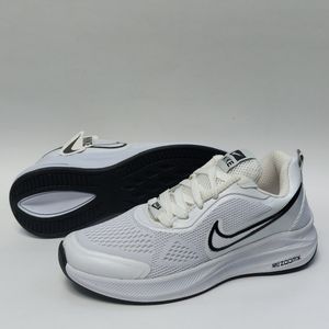 قیمت ارزان کتانی نایک زوم بسیار سبک و راحت Nike Zoom