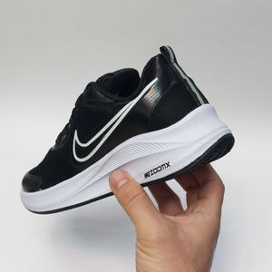 قیمت ارزان کتانی نایک زوم بسیار سبک و راحت Nike Zoom
