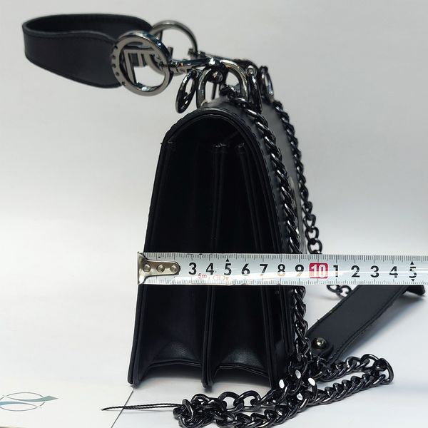 کیف رو دوشی زنانه وارداتی درجه یک طرح فندی Fendi