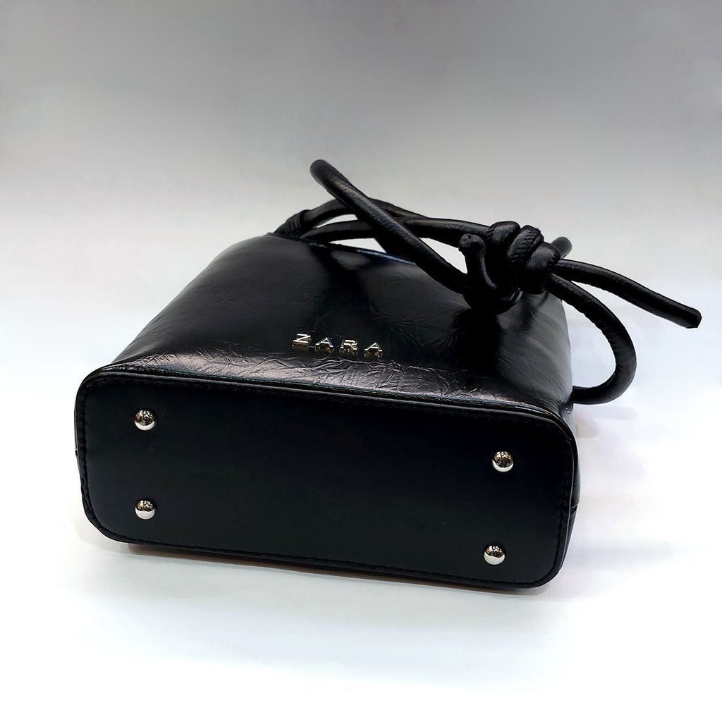 خرید انلاین کیف رو دوشی زنانه مدل مینیمال زارا Zara