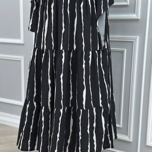 فروش اینترنتی شومیز دامن زنانه