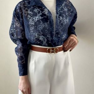 قیمت شومیز شیشه ای مجلسی طرح گل زنانه عید
