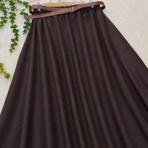 مشخصات ست کت دامن زنانه و دخترانه طرح سونا