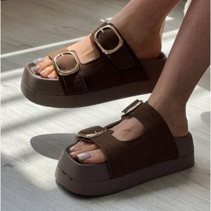 قیمت ارزان صندل جدید زنانه 1026