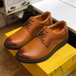 خرید اینترنتی قیمت کفش چرم مردانه مدل مارشال عسلی