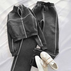 قیمت سویشرت شلوار مغزی دوزی