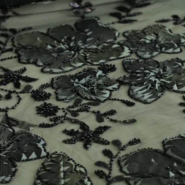 پارچه دانتل طرح گل و برگ 1235