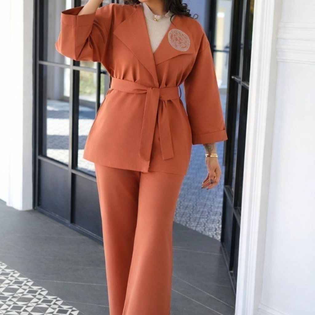 خرید انلاین ست مانتوکتی و شلوار صبا