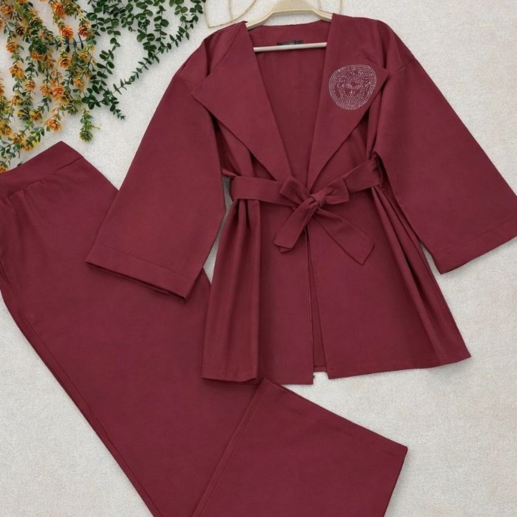 خرید انلاین ست مانتوکتی و شلوار صبا