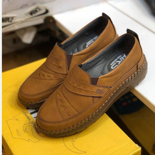 کفش چرم طبی زنانه مدل مونا عسلی