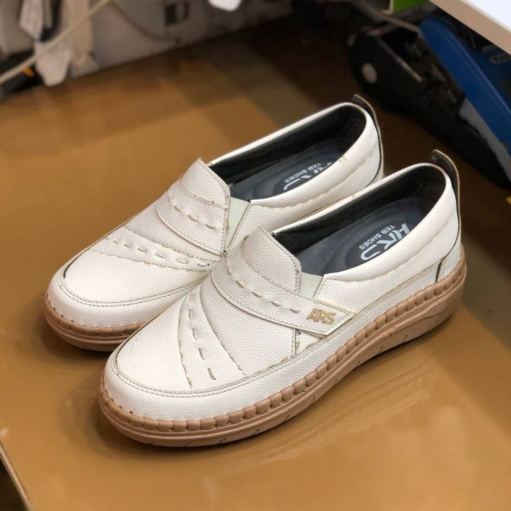 مشخصات کفش چرم طبی زنانه مدل مونا سفید