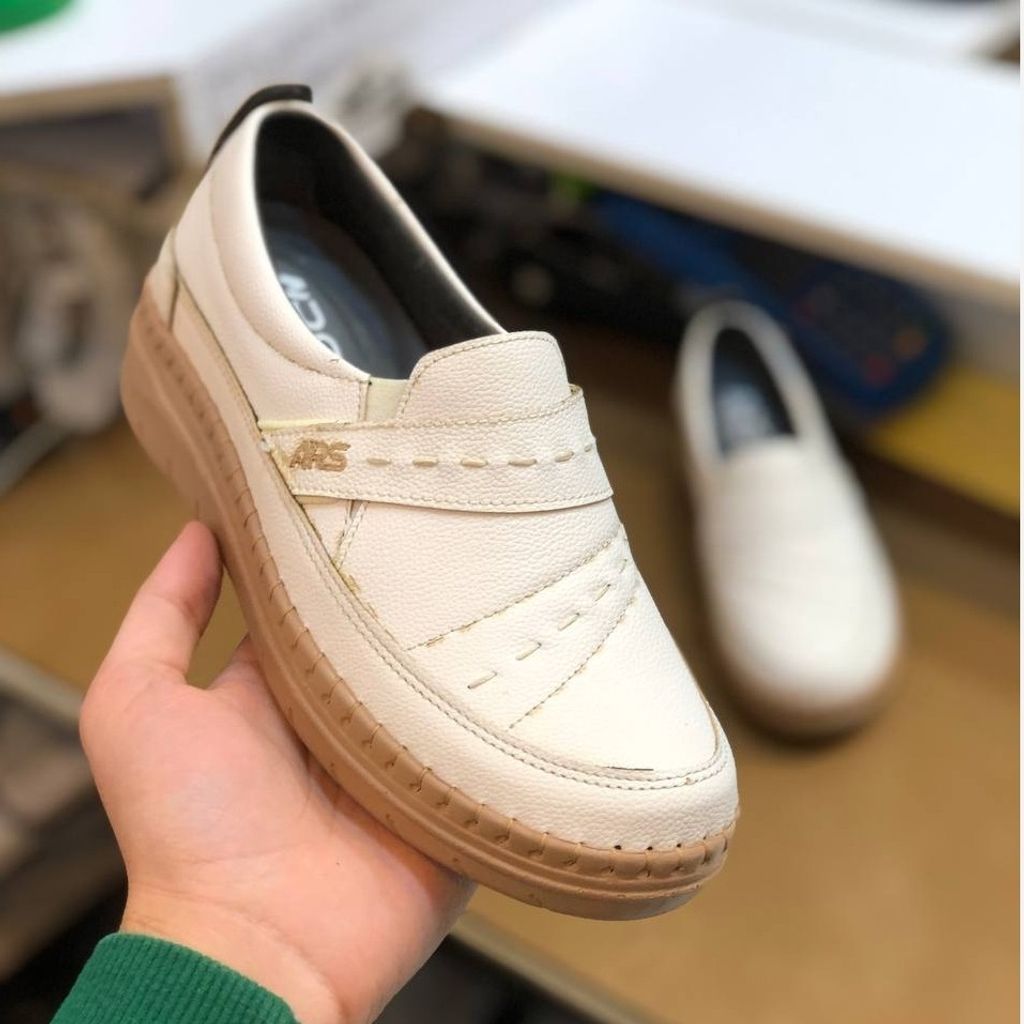 خرید آنلاین کفش چرم طبی زنانه مدل مونا سفید