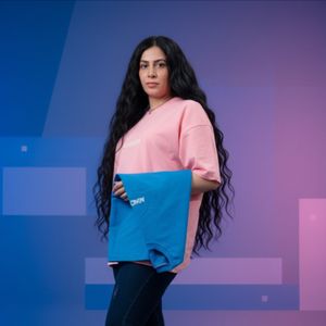 خرید آنلاین تیشرت باکسی بالنسیاگا