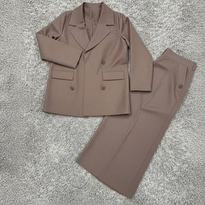 خرید آنلاین کت شلوار رامونا