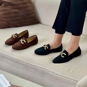 خرید اینترنتی کفش کالج شیک paزنانه