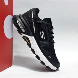 فروش اینترنتی کتانی اسکیچرز با کیفیت Skechers ‌Maxprotect