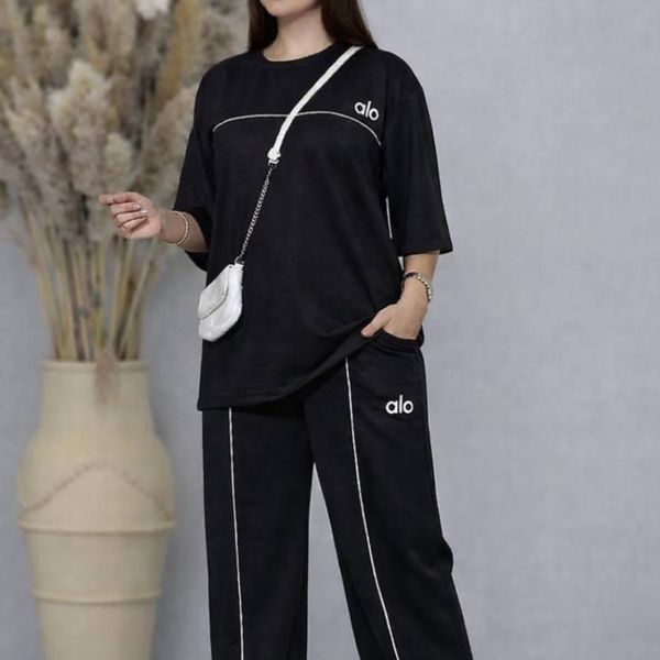 ست تیشرت شلوار شیک