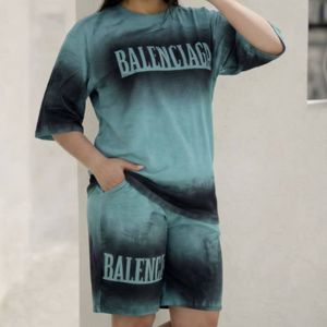 فروش اینترنتی تیشرت شلوارک بالنسیگا