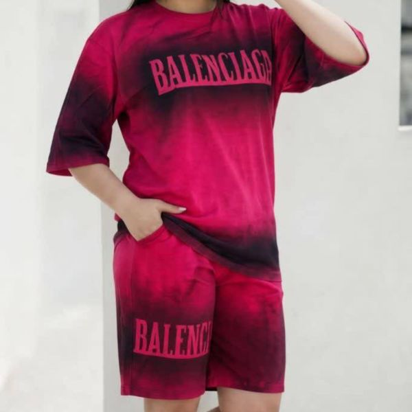 تیشرت شلوارک بالنسیگا