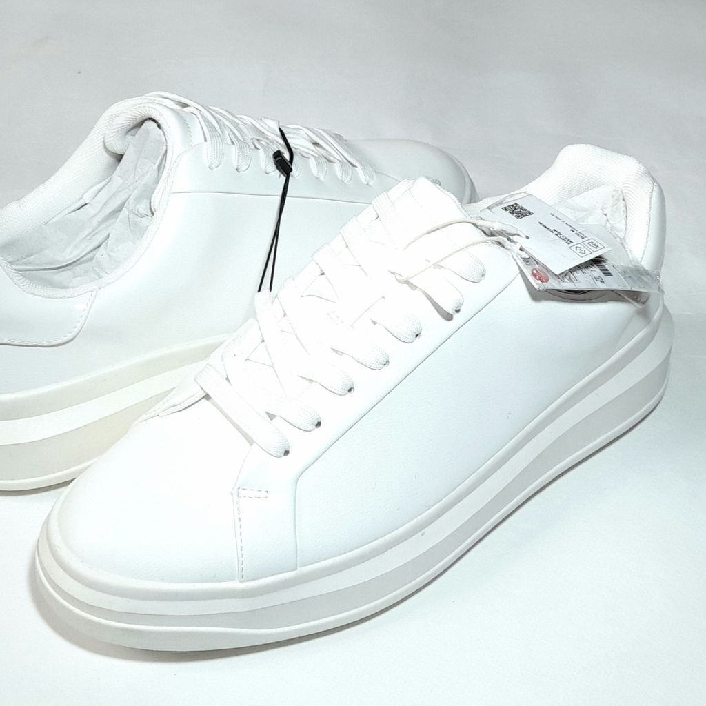 خرید انلاین کفش مردانه برشکا سفید اورجینال مدل Chunky Trainers