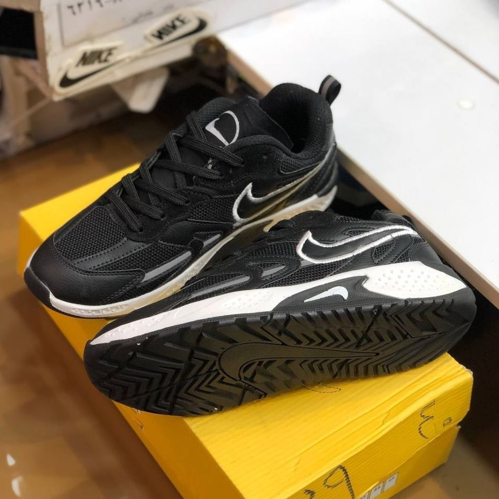 خرید آنلاین کفش نایک جم مردانه رنگ مشکی 