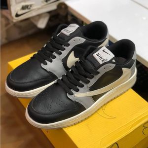 خرید اینترنتی کفش نایک تراویس مردانه رنگ مشکی طوسی 