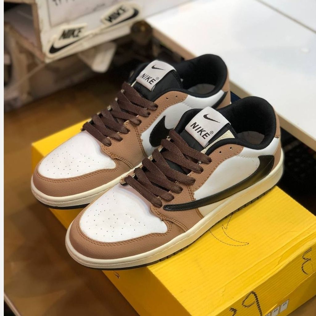 قیمت کفش نایک تراویس مردانه رنگ قهوه ای 