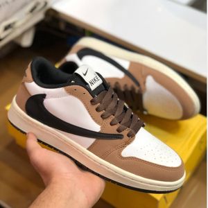 قیمت ارزان کفش نایک تراویس مردانه رنگ قهوه ای 