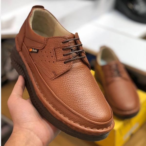 کفش چرم مردانه کلارک زیره پرفکت عسلی