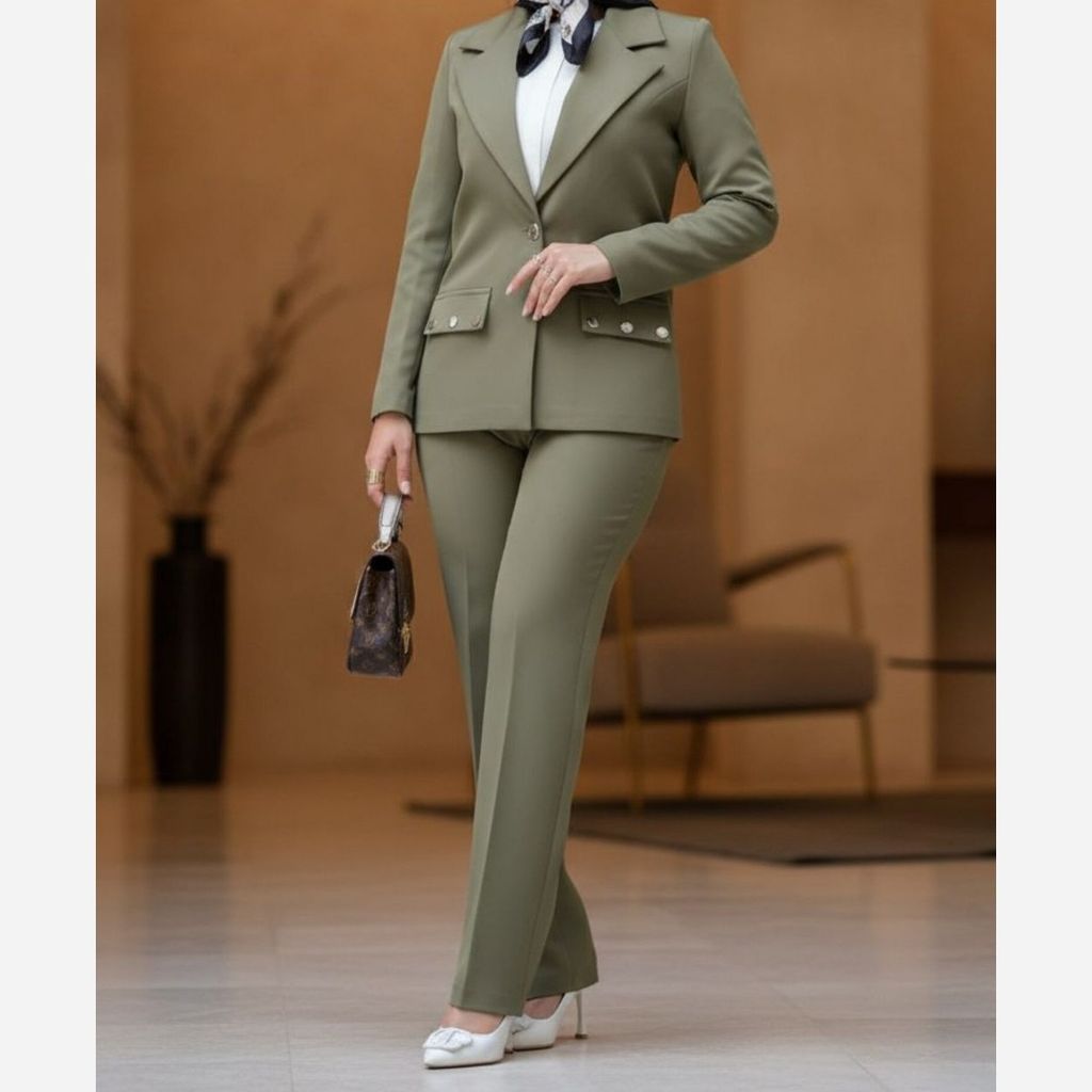 قیمت ست سه تیکه زنانه ( کت شلوار و کمربند)