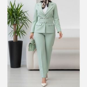 فروش اینترنتی ست سه تیکه زنانه ( کت شلوار و کمربند)