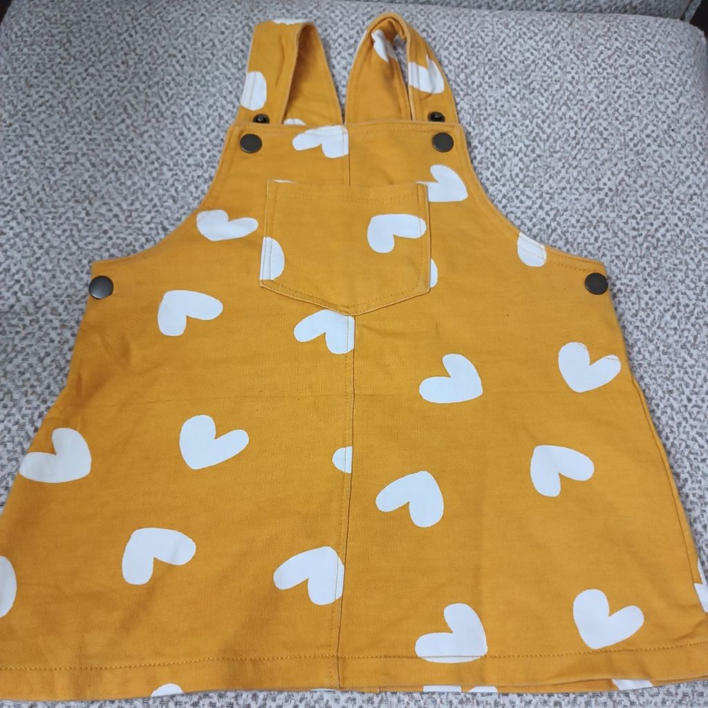 مشخصات پیراهن پیشبندی عیدانه وارداتی