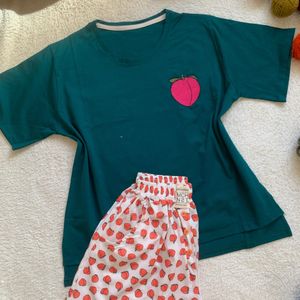 تیشرت و شورتک