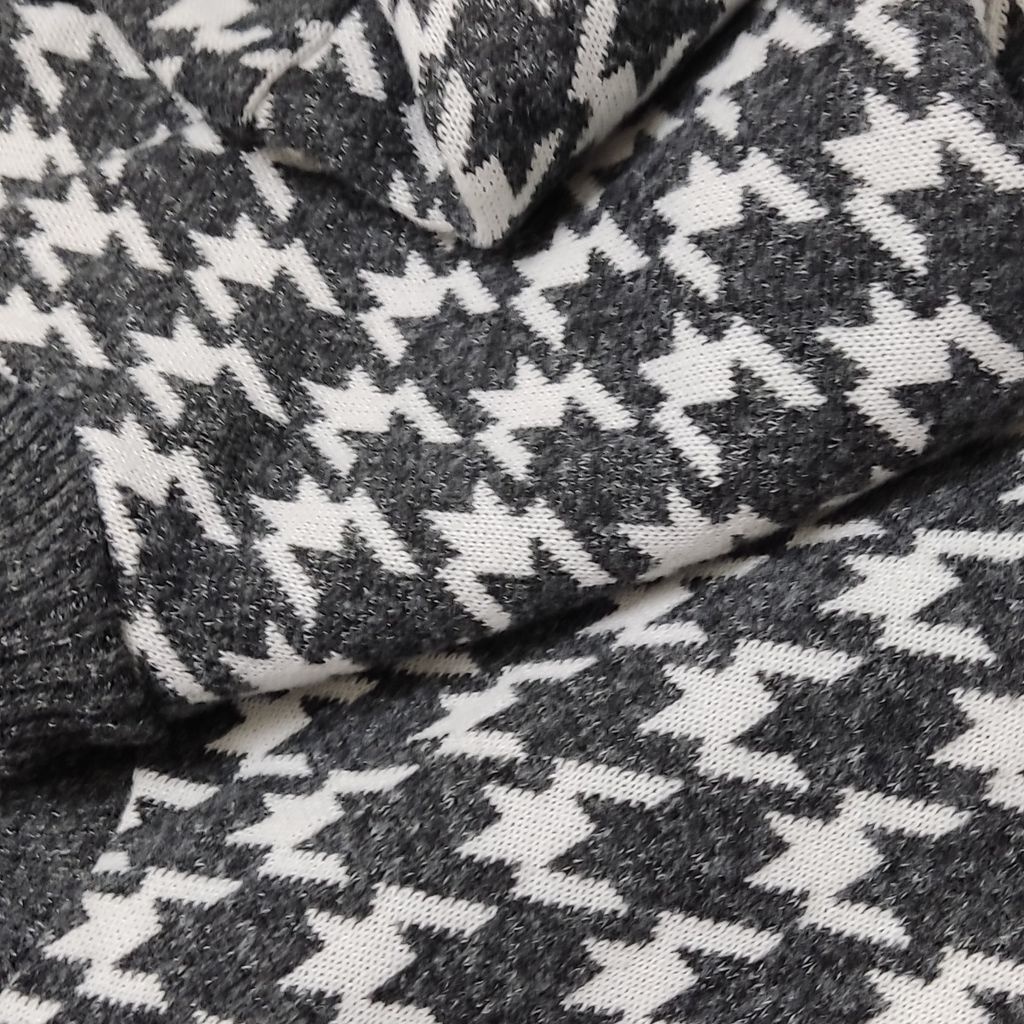 مشخصات ست بافت بلوز و شلوار پیچازی طوسی سیر زنانه