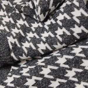 مشخصات ست بافت بلوز و شلوار پیچازی طوسی سیر زنانه