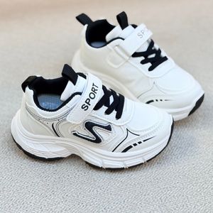 خرید اینترنتی قیمت کتونی بچگانه طرح S از توباکو کد 4112901