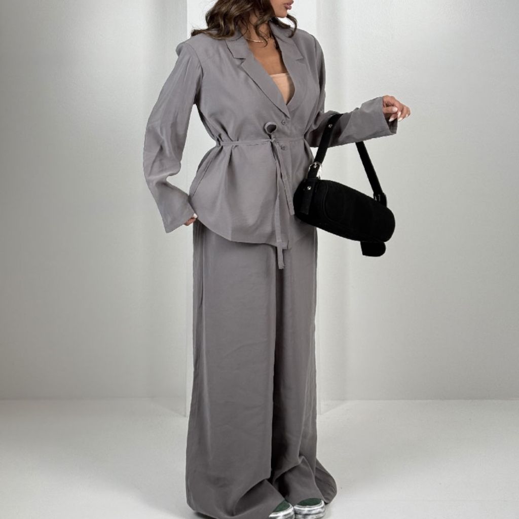 مشخصات ست کت و شلوار PERRY کد 160881