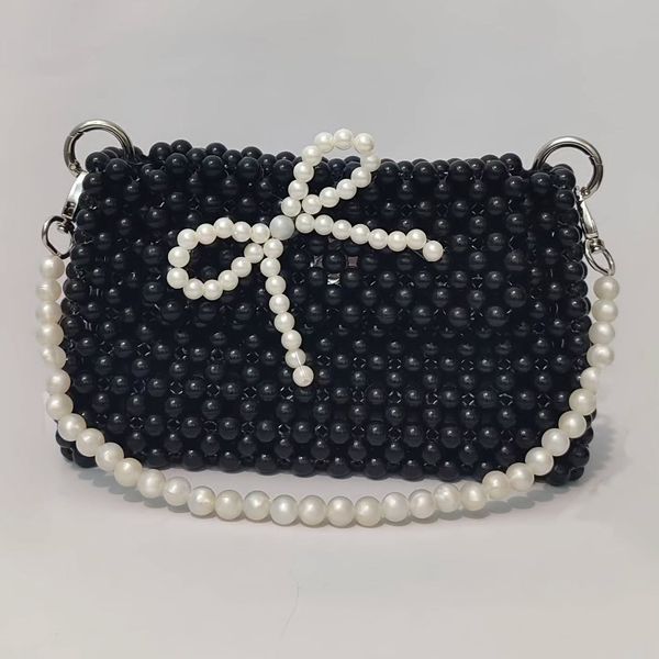 کیف  دست‌ساز مرواریدی