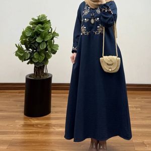 مشخصات مانتو پیراهنی رز