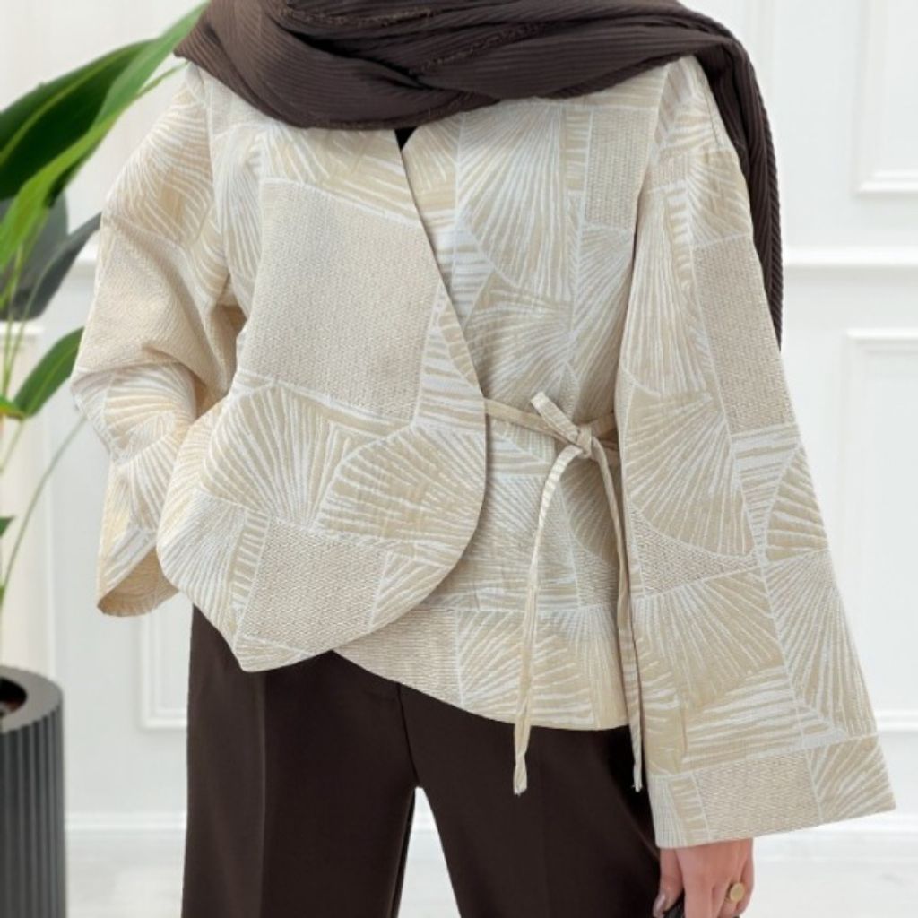 مشخصات کت کژال .