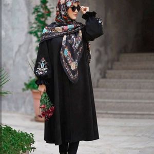 مشخصات مانتو طرح گلاریس